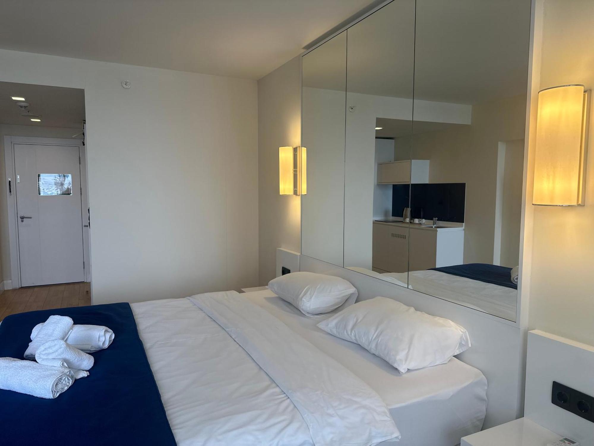 Orbi City Amazing Apartments Батуми Экстерьер фото